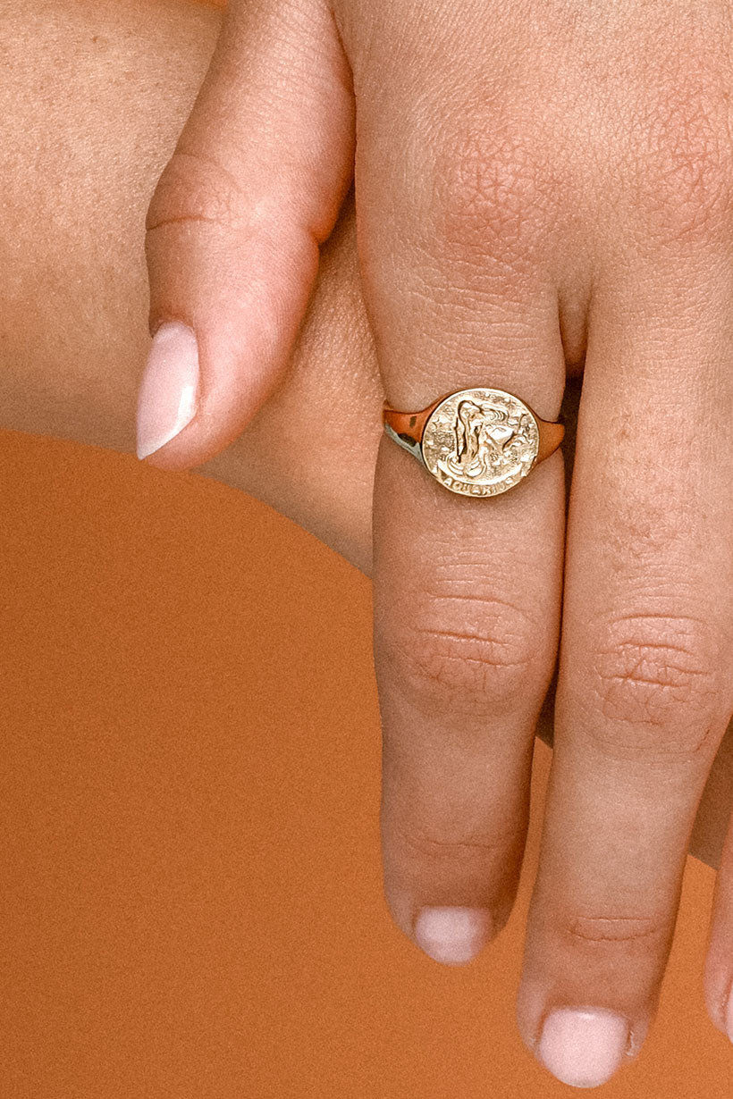 Aquarius Stargazer Zodiac Ring